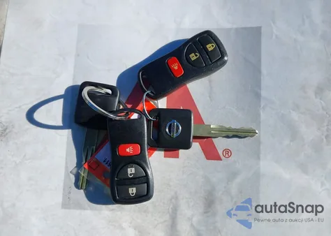 2010 Nissan Versa 1.8S из США, поврежденный, VIN 3N1BC1CPXAL436019